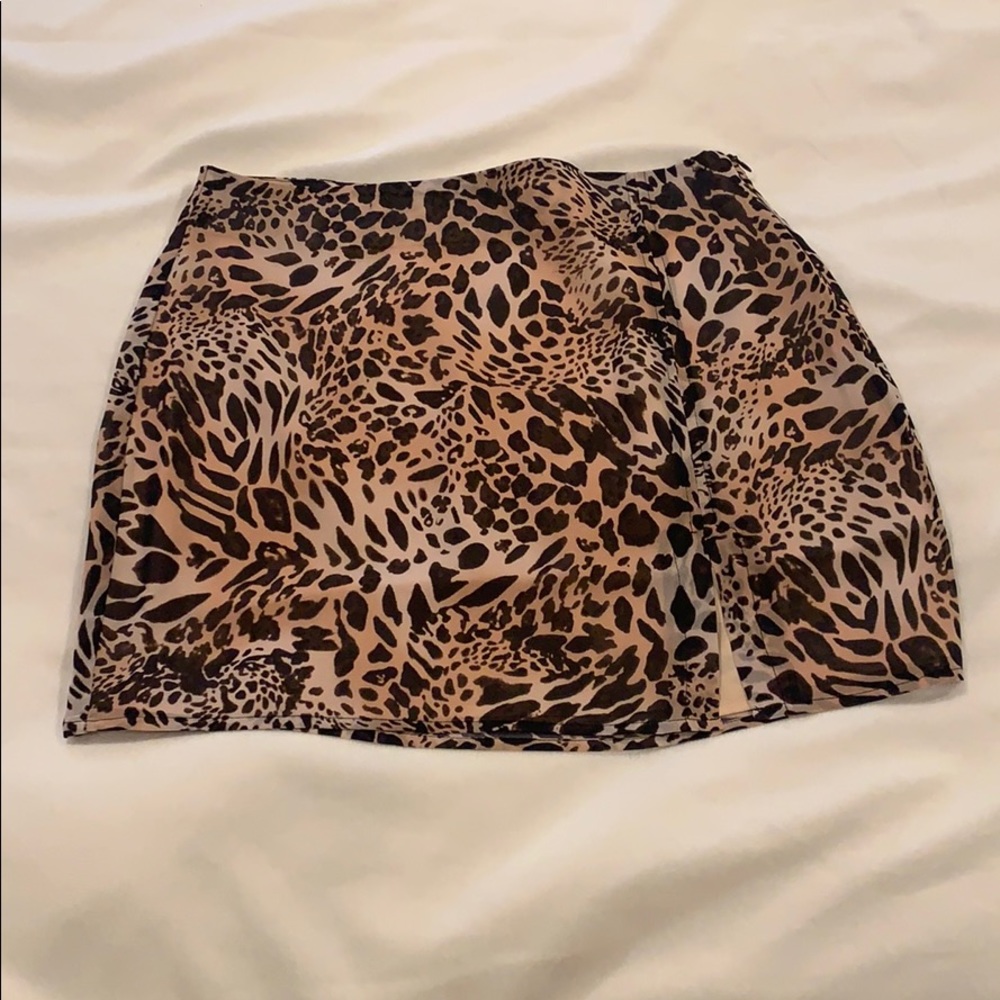 Blue Life Cheetah Print mini skirt with slit